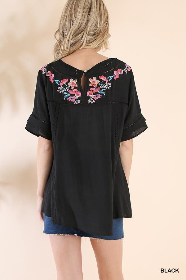 Umgee Women's Floral Embroidered Short Sleeve With Crochet Trim